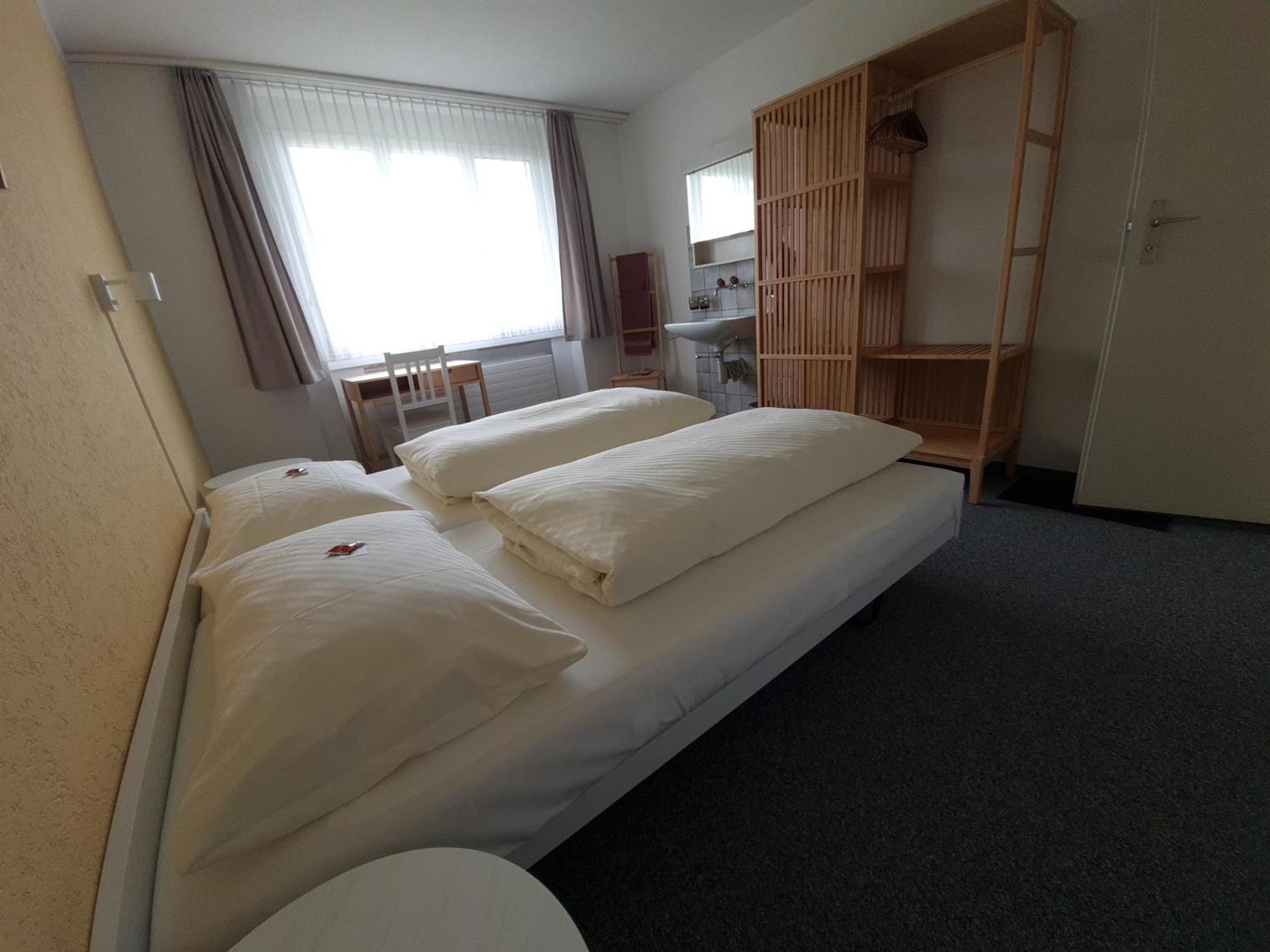Haus St.Michael Hotel Dozwil ภายนอก รูปภาพ