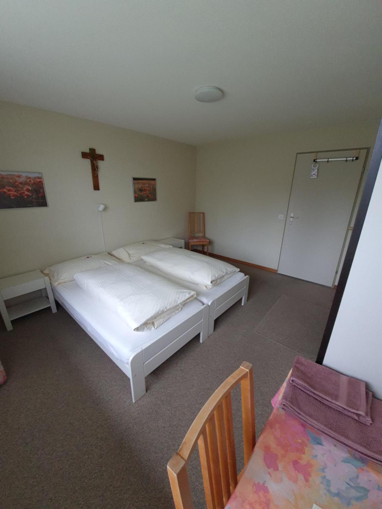 Haus St.Michael Hotel Dozwil ภายนอก รูปภาพ