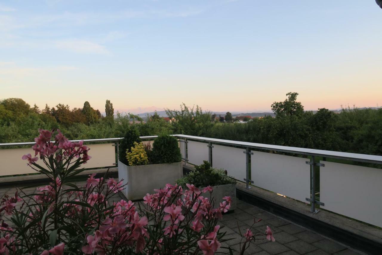 Haus St.Michael Hotel Dozwil ภายนอก รูปภาพ